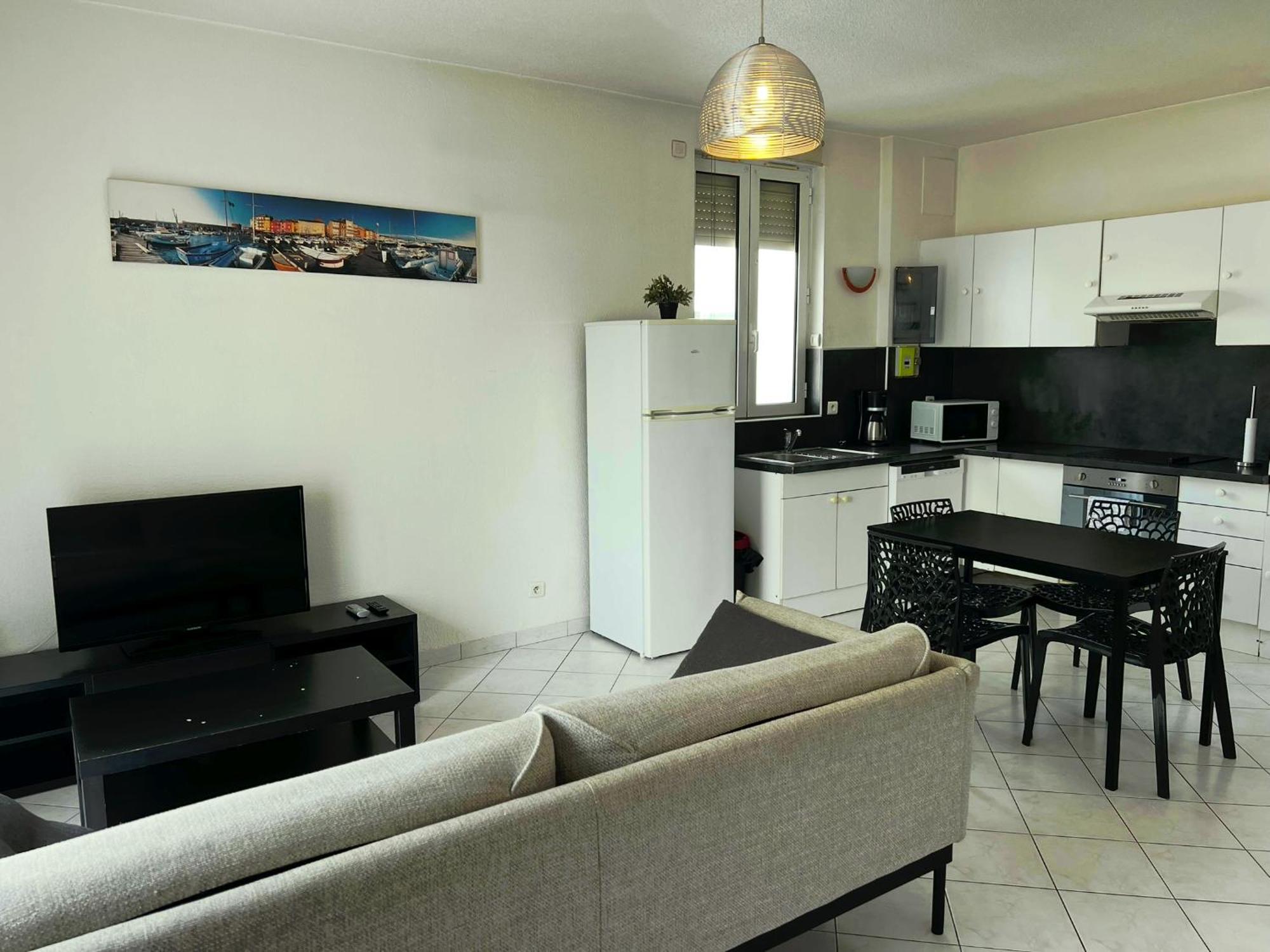 Residence Enzo Paradise Ла Сен-сюр-Мер Екстериор снимка